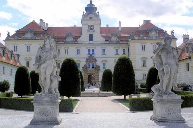 TAJEMNÝ ZÁMEK VALTICE